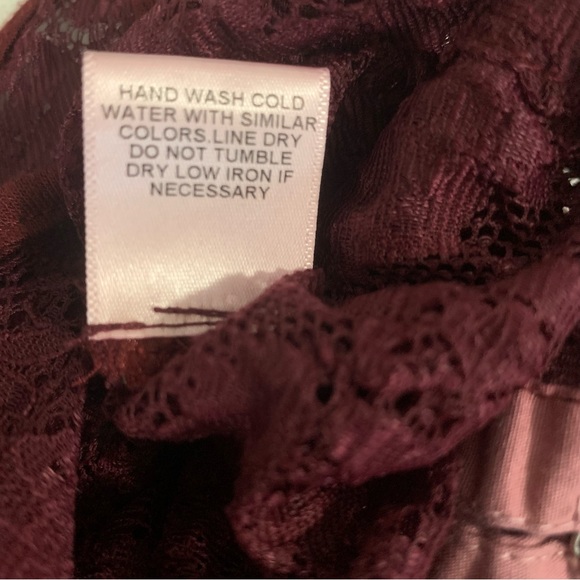 LF Millau Maroon Lace Sheer Crop Tank NWT - Picture 7 of 9